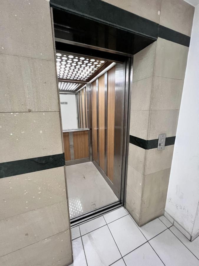 Iris Village Пафос Екстер'єр фото